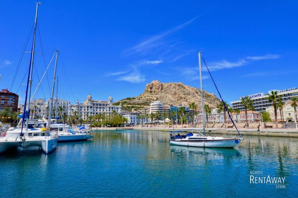 Appartamento Penthouse In Old City Center By Nras Alicante Esterno foto